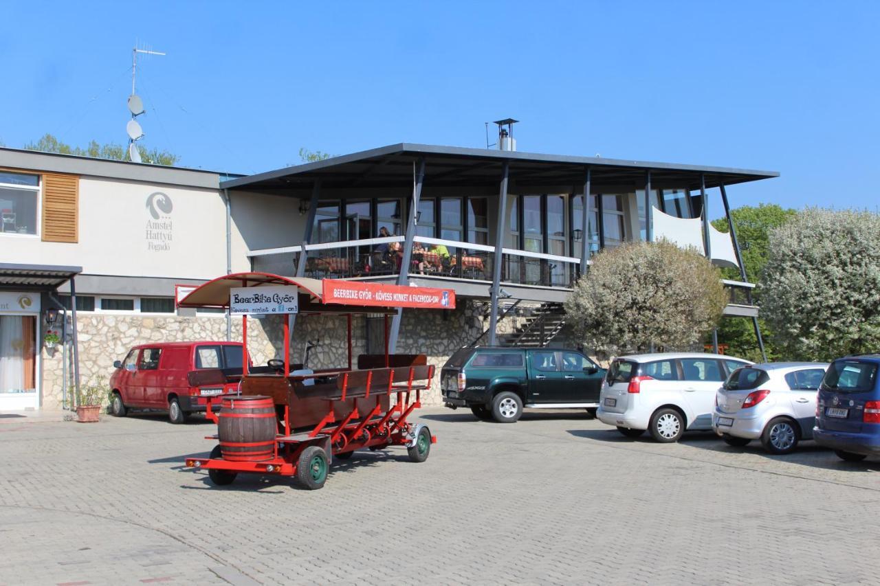 Amstel Hattyú Panzió -Érintésmentes bejelentkezés Győr Exterior foto